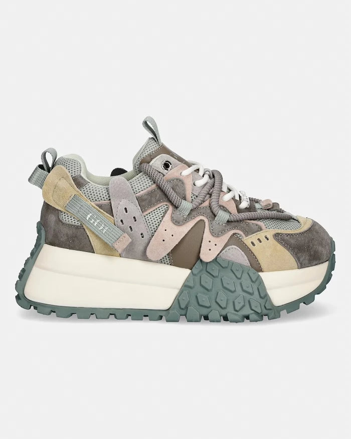 Goe TT2N4025 Women’s Sneakers
