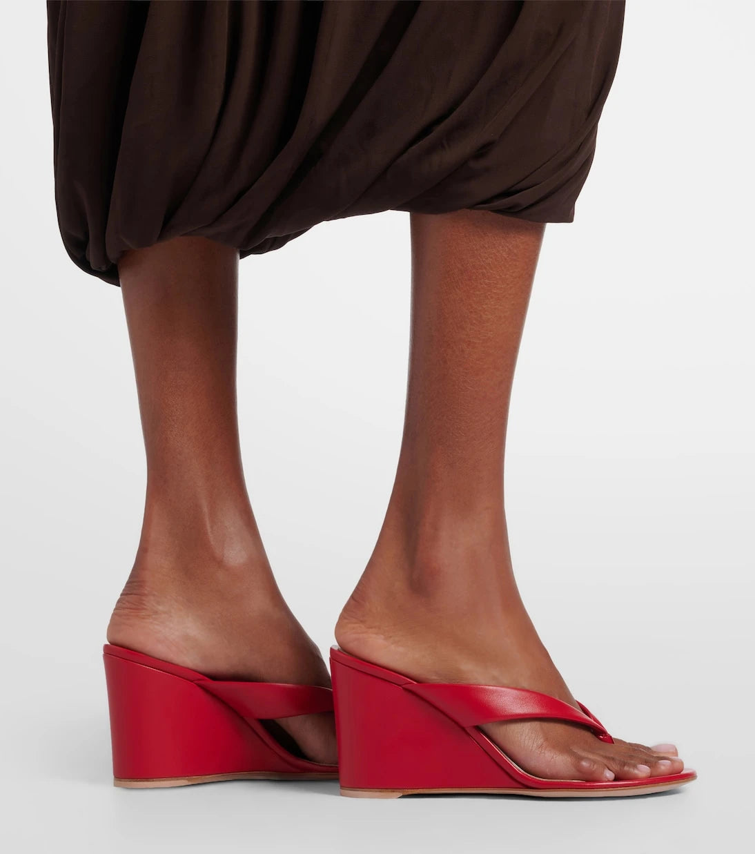 Gianvito Rossi - Leather wedge thong sandals