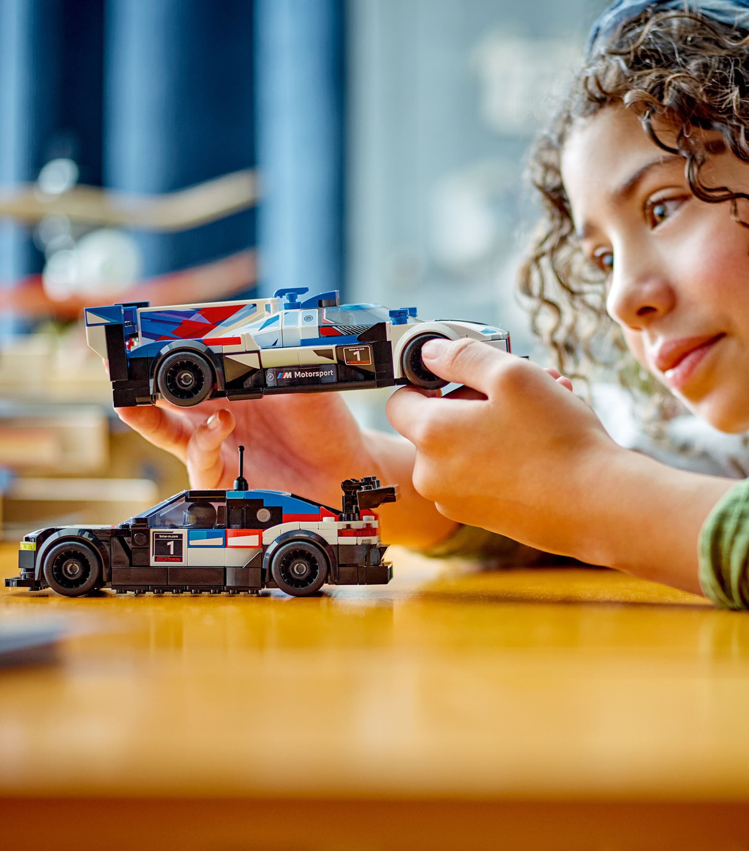 Speed Champions BMW M4 GT3 and BMW M Hybrid V8 76922