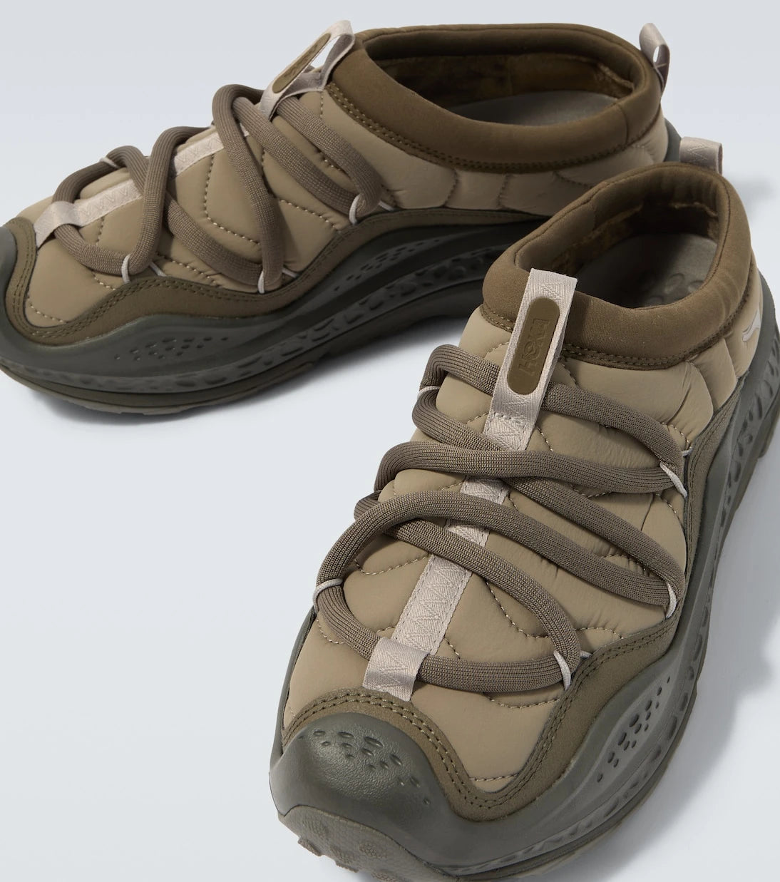 Hoka One One - أحذية سنيكرز أورا بريمو سهلة الارتداء
