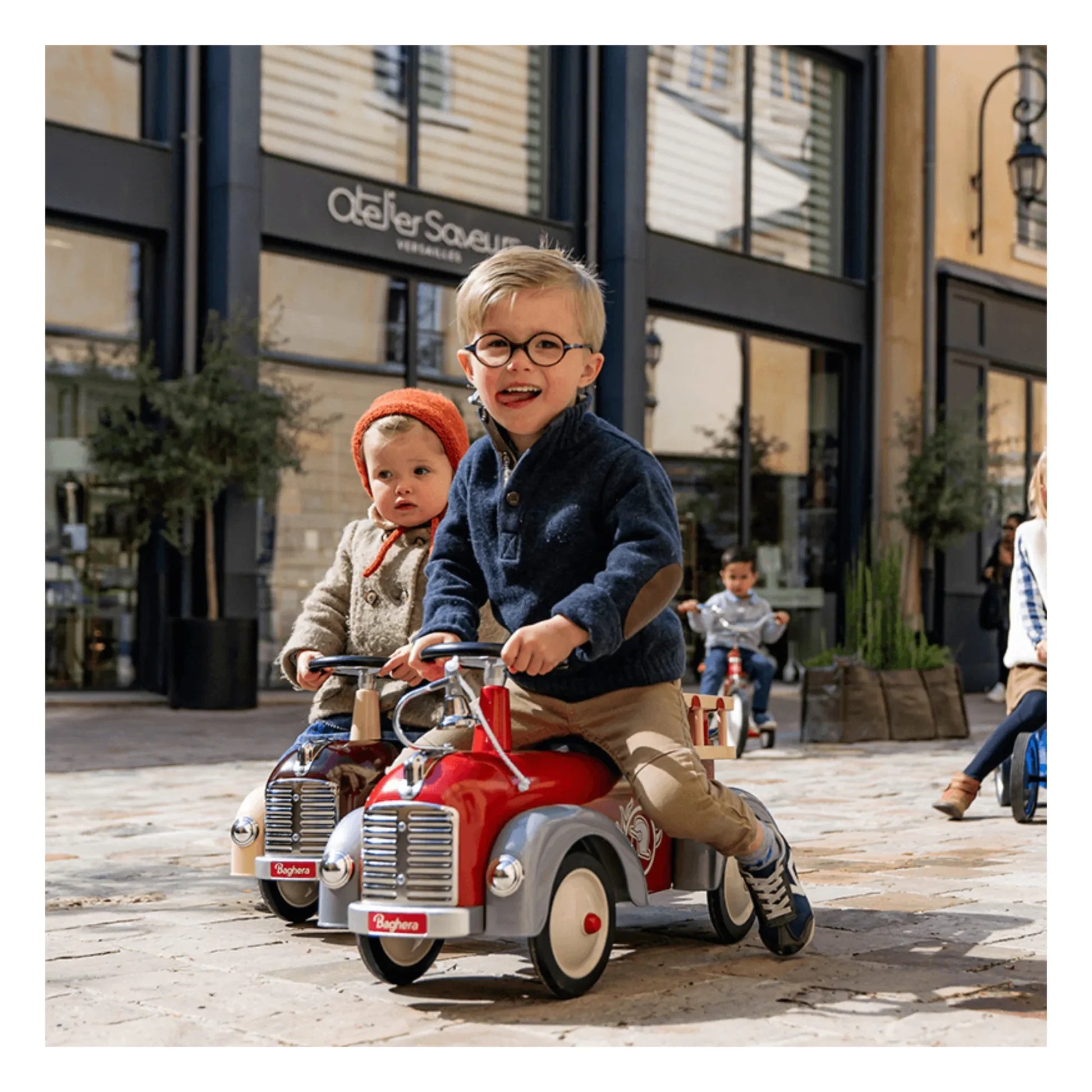Baghera - Speedster Firetruck Ride-On | Red