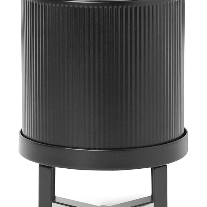 Саксия със стойка ferm LIVING Bau Pot S/18 x 24 cm
