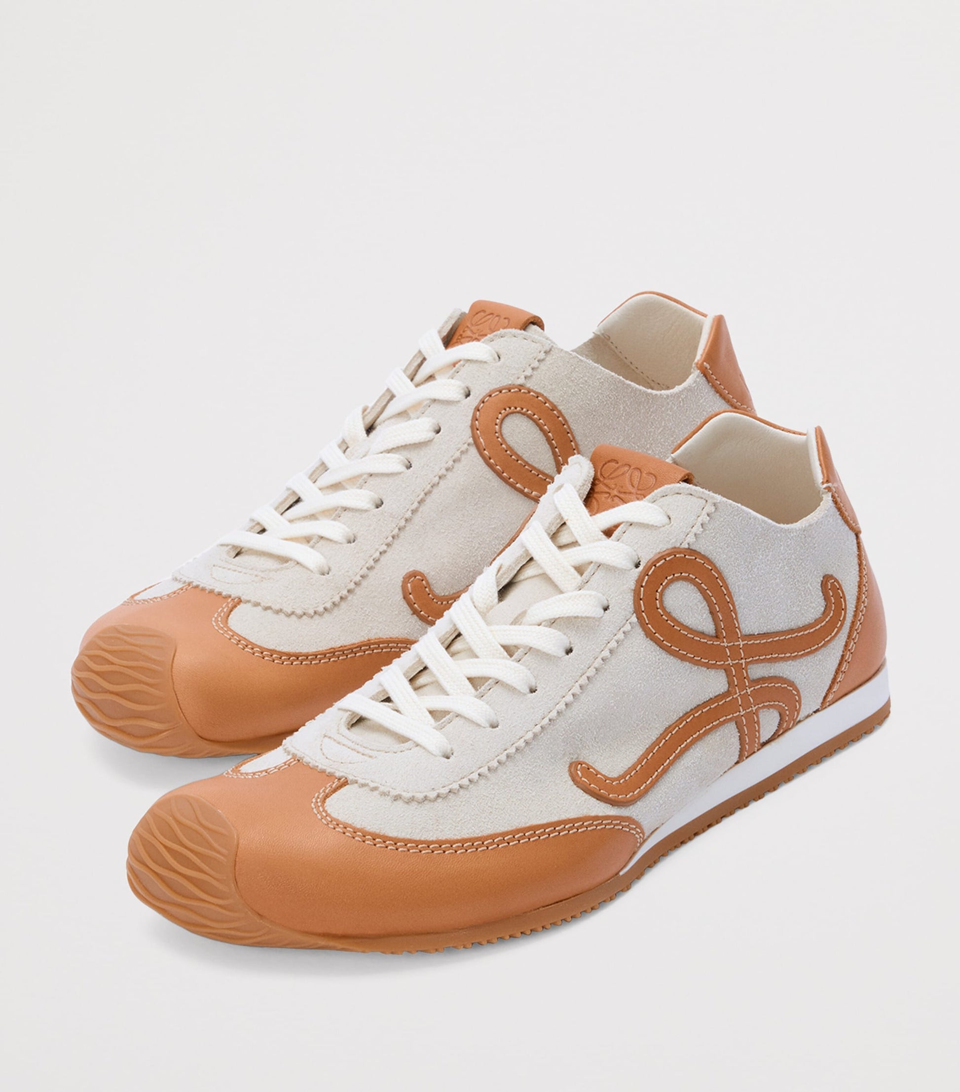 White Ballet Runner 2.0 Sneakers