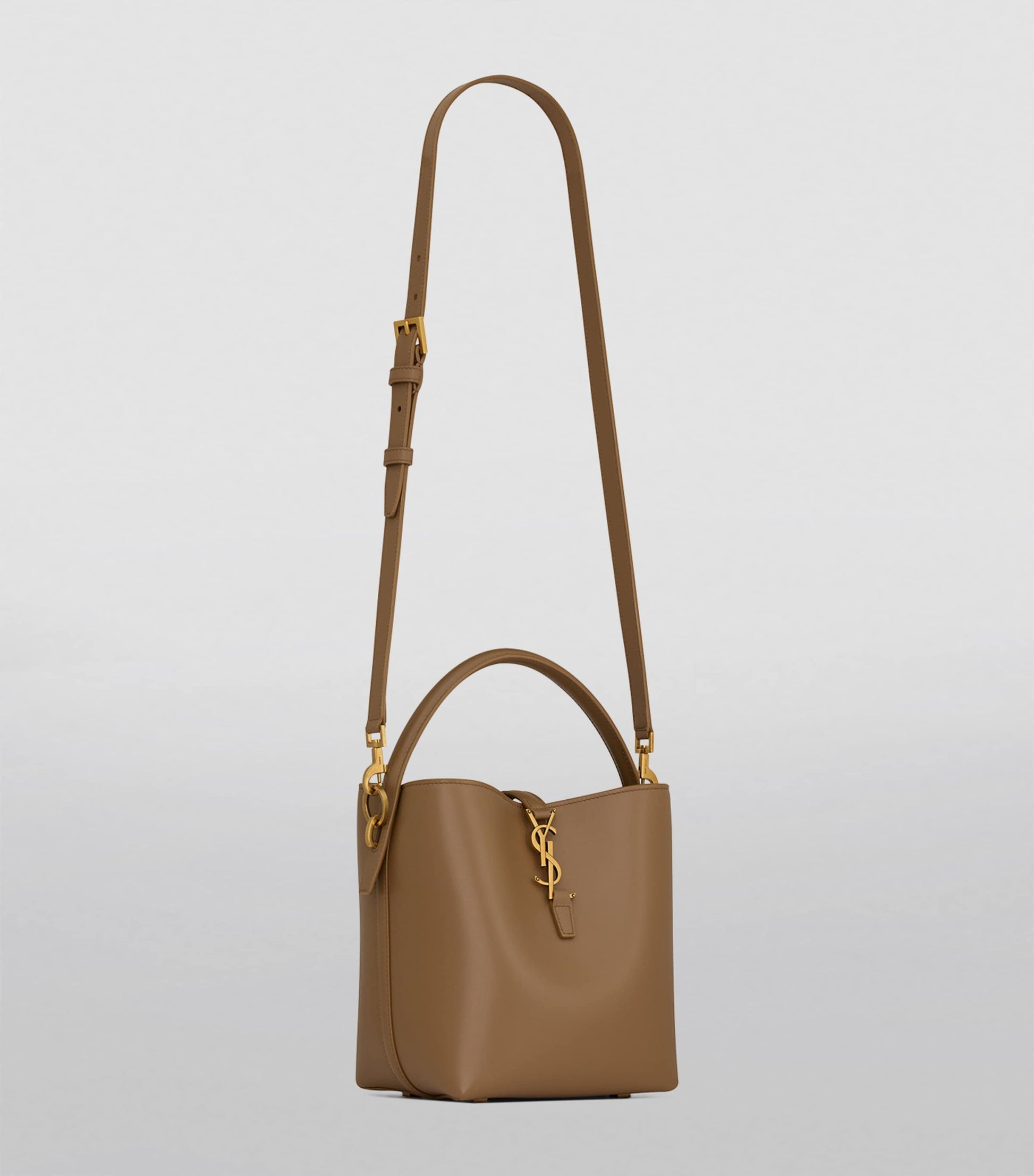 Beige Small Le 37 Bucket Bag