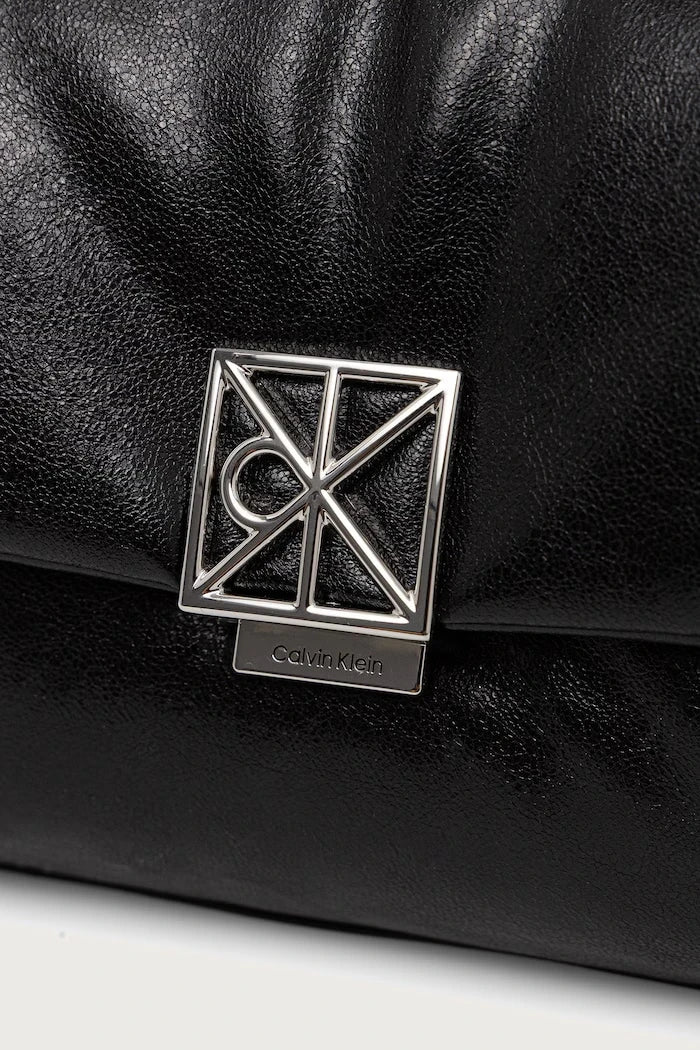 İmitasyon Deriden Kadın Clutch