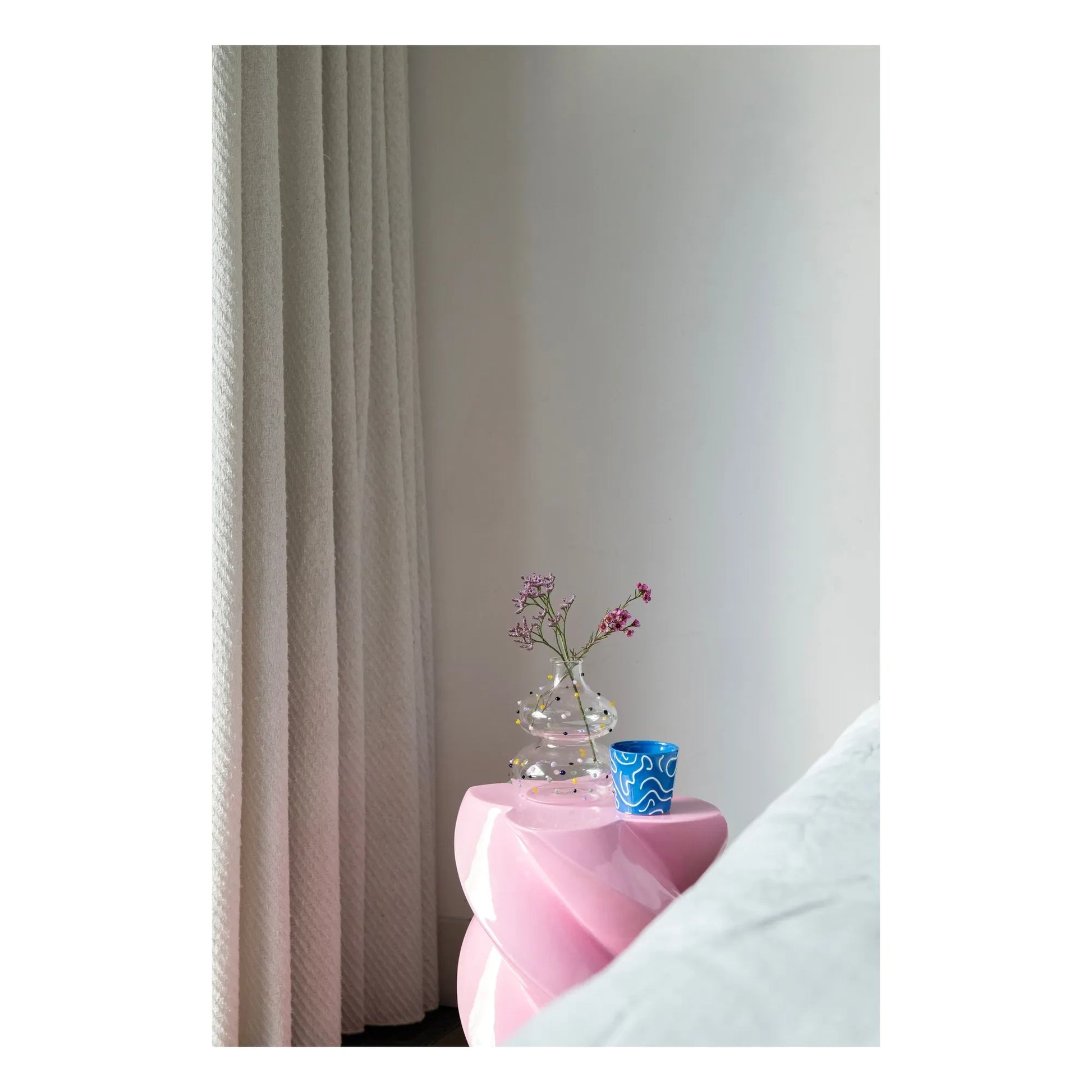 &Klevering - Pillar side table | Candy pink
