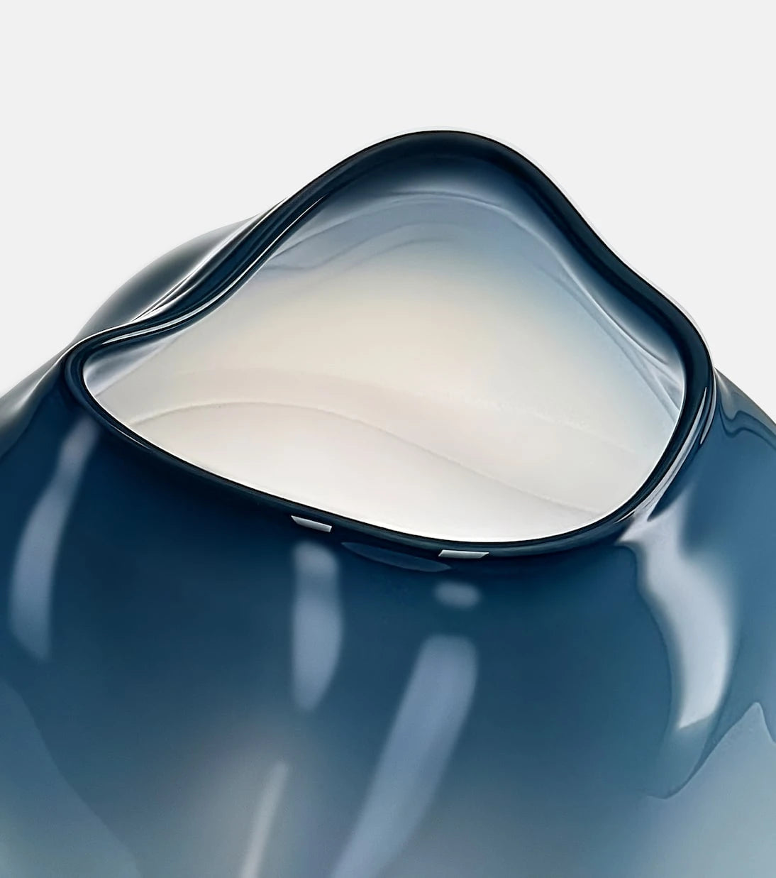 Alexa Lixfeld - Komet glass vase