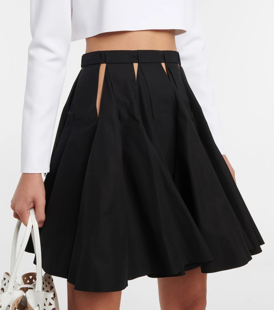 Alaïa - تنورة قصيرة بكسرات