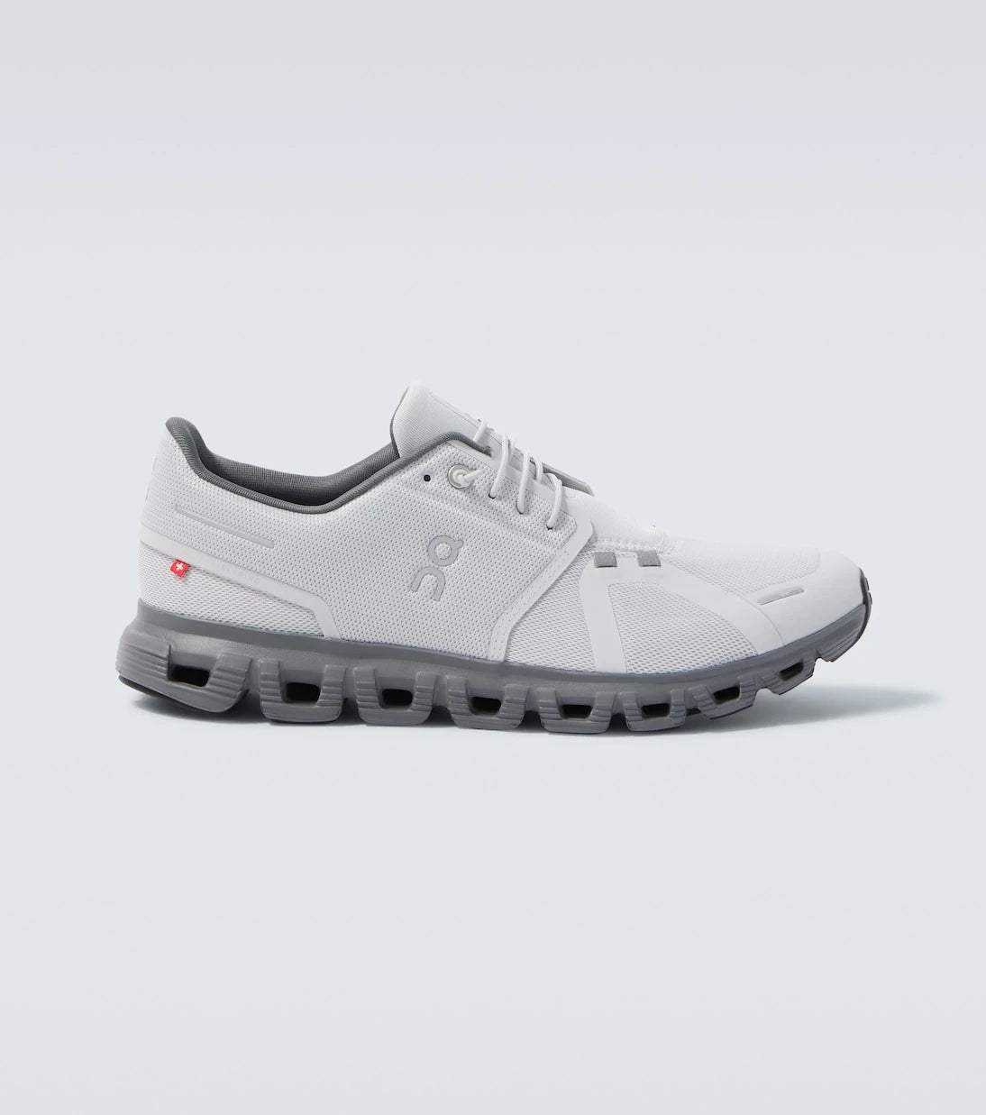 On - Cloud 6 running shoes