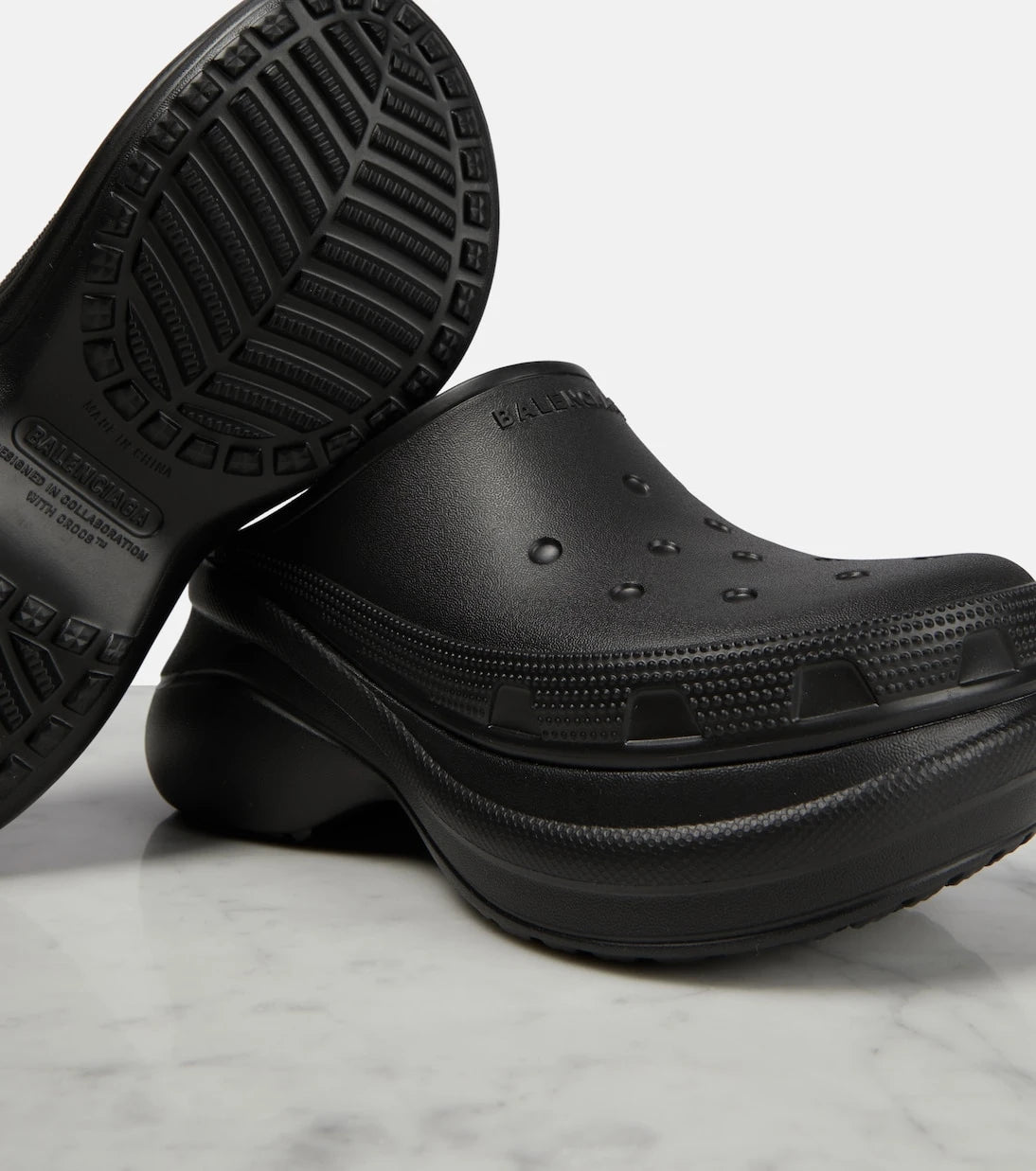 Balenciaga - x Crocs platform slides