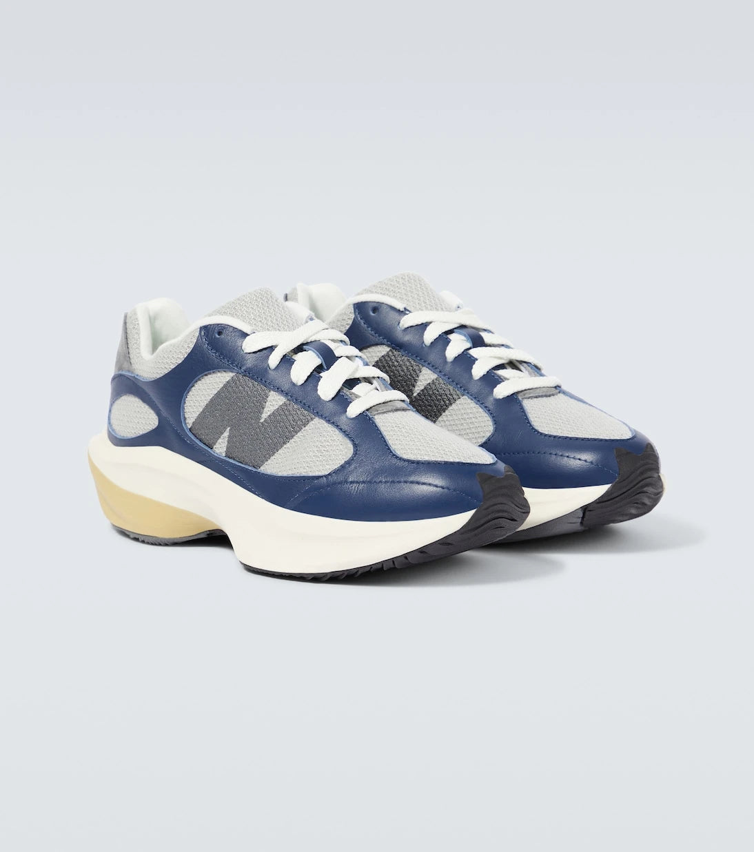 New Balance - حذاء رياضي WRPD Runner مزين بالجلد المدبوغ
