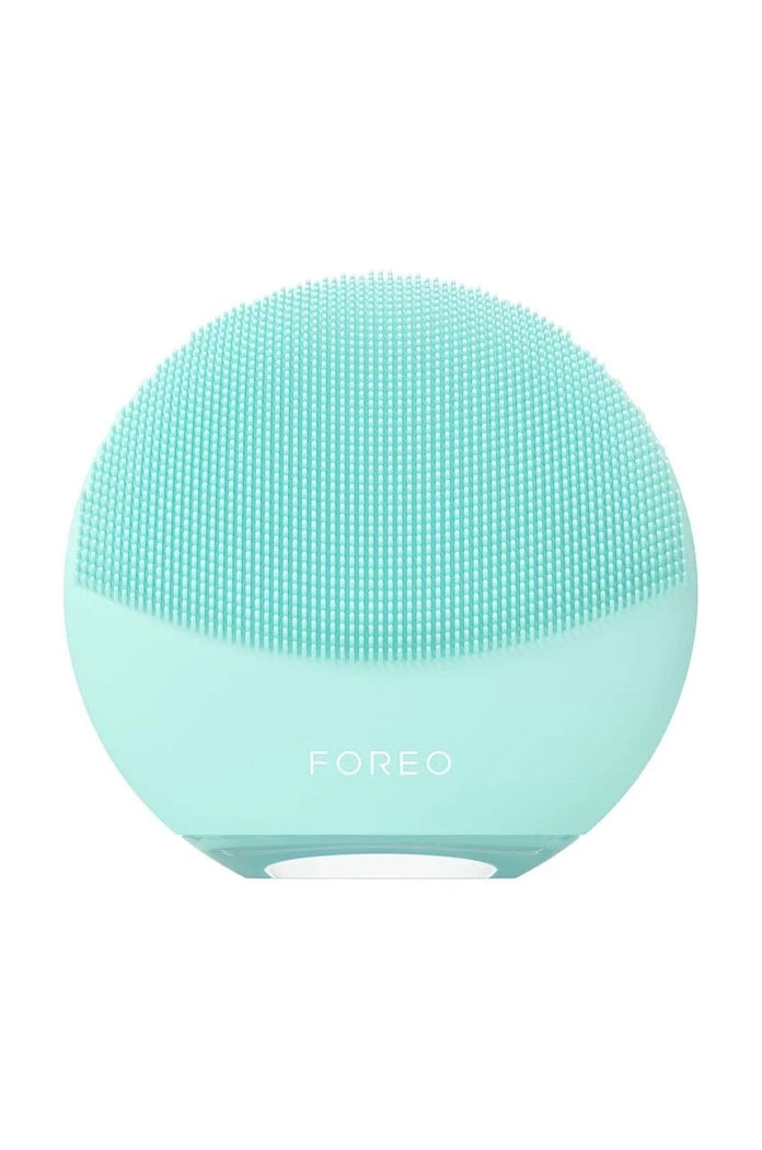 FOREO LUNA™ 4 Mini Çift Taraflı Yüz Temizleme Masaj Cihazı