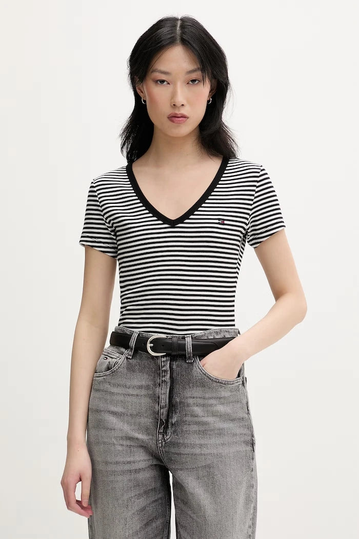 Tommy Jeans kadın pamuklu elastan tişört