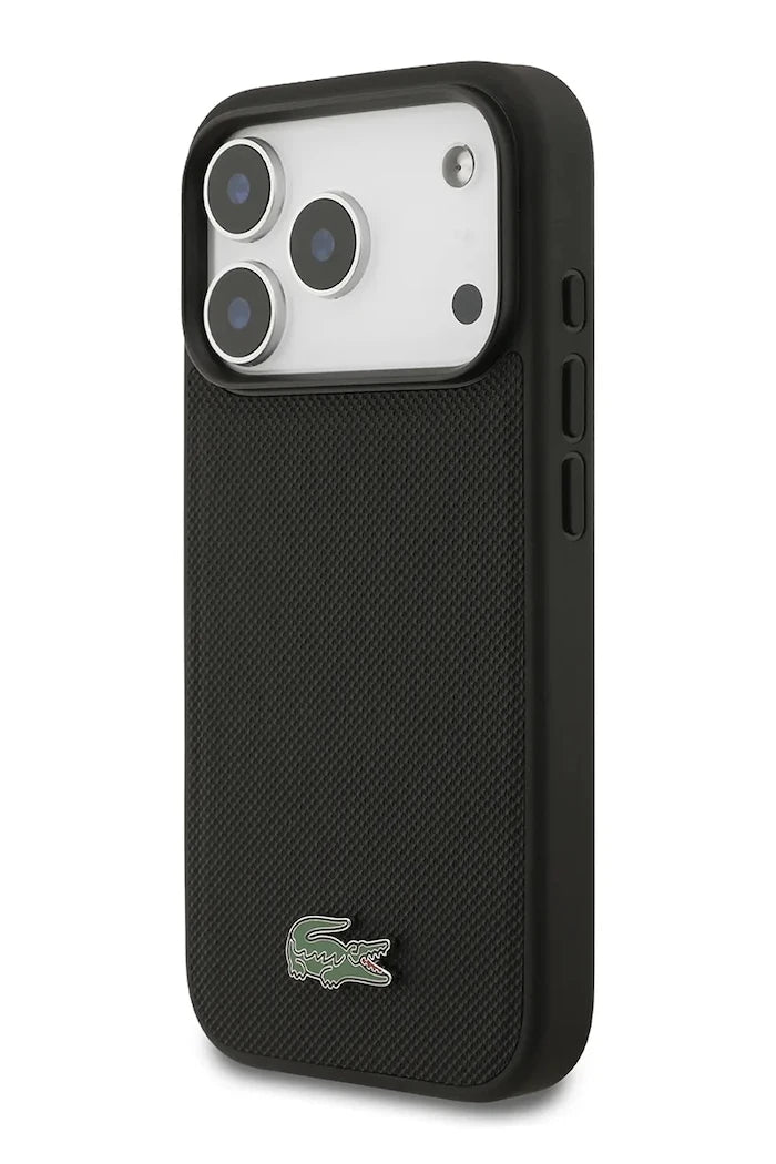 Lacoste MagSafe iPhone 17 Pro için entegre manyetik halkalı telefon kılıfı