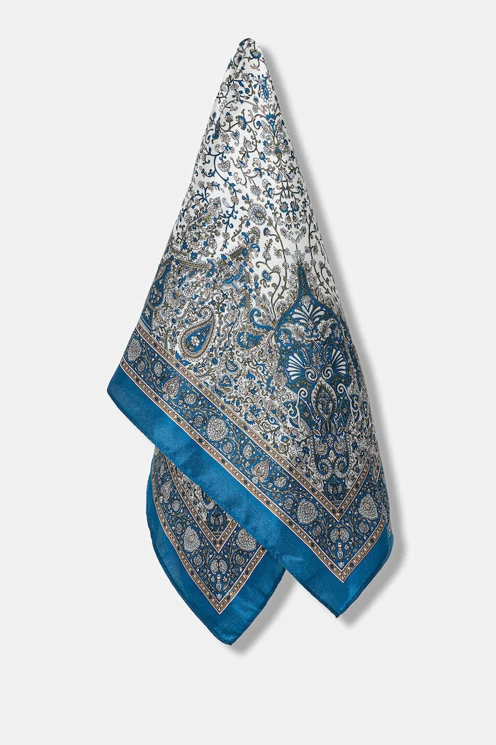 Копринено шалче Answear.LAB from the Unscripted collection