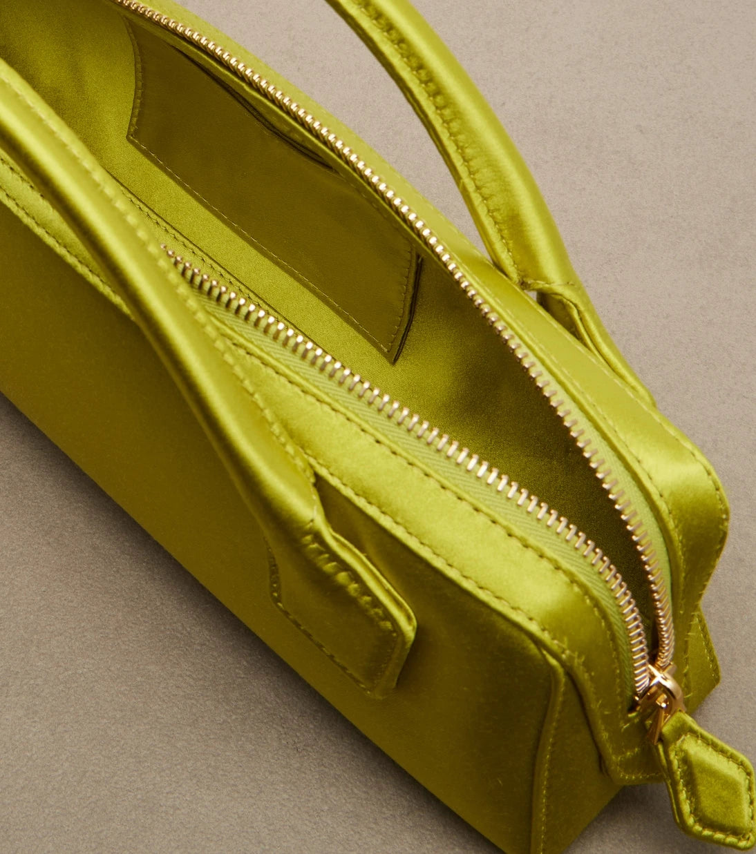 Alaïa - Le Teckel satin clutch