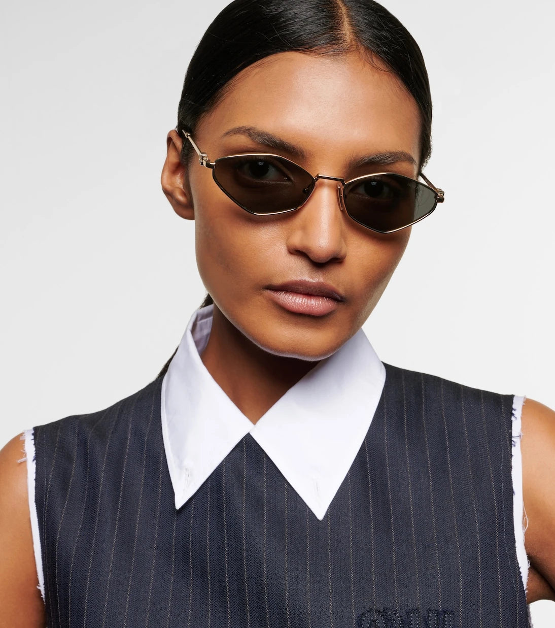Miu Miu - نظارات شمسية عين القطة من Miu Regard