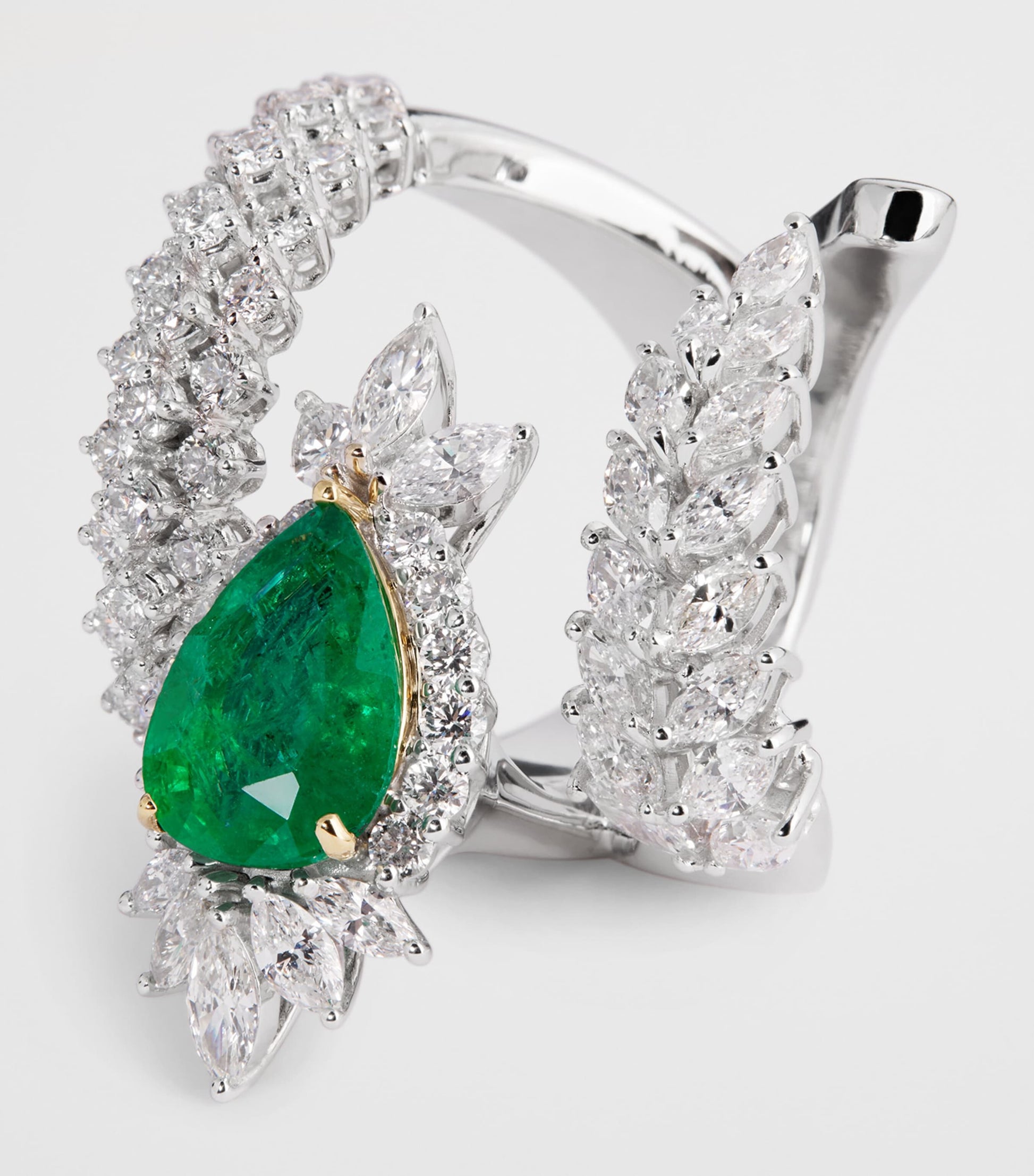 White Gold, Diamond and Emerald Reign Supreme Ring