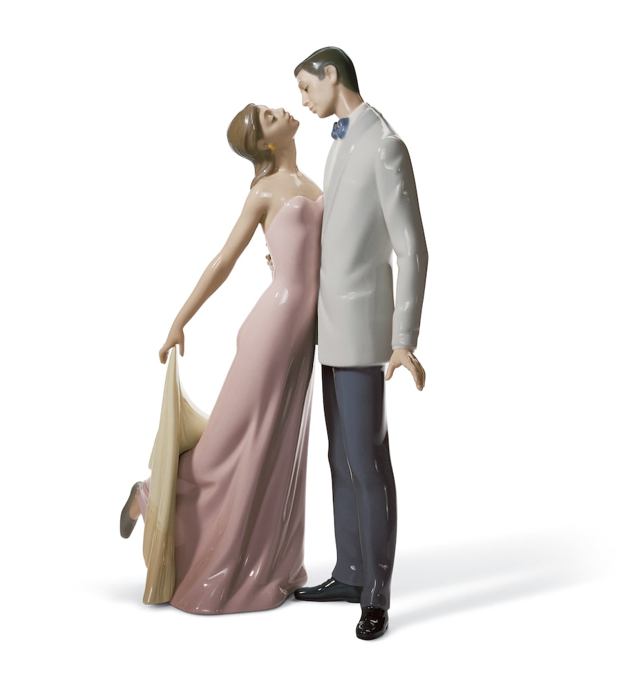 Lladró Happy Anniversary Figurine