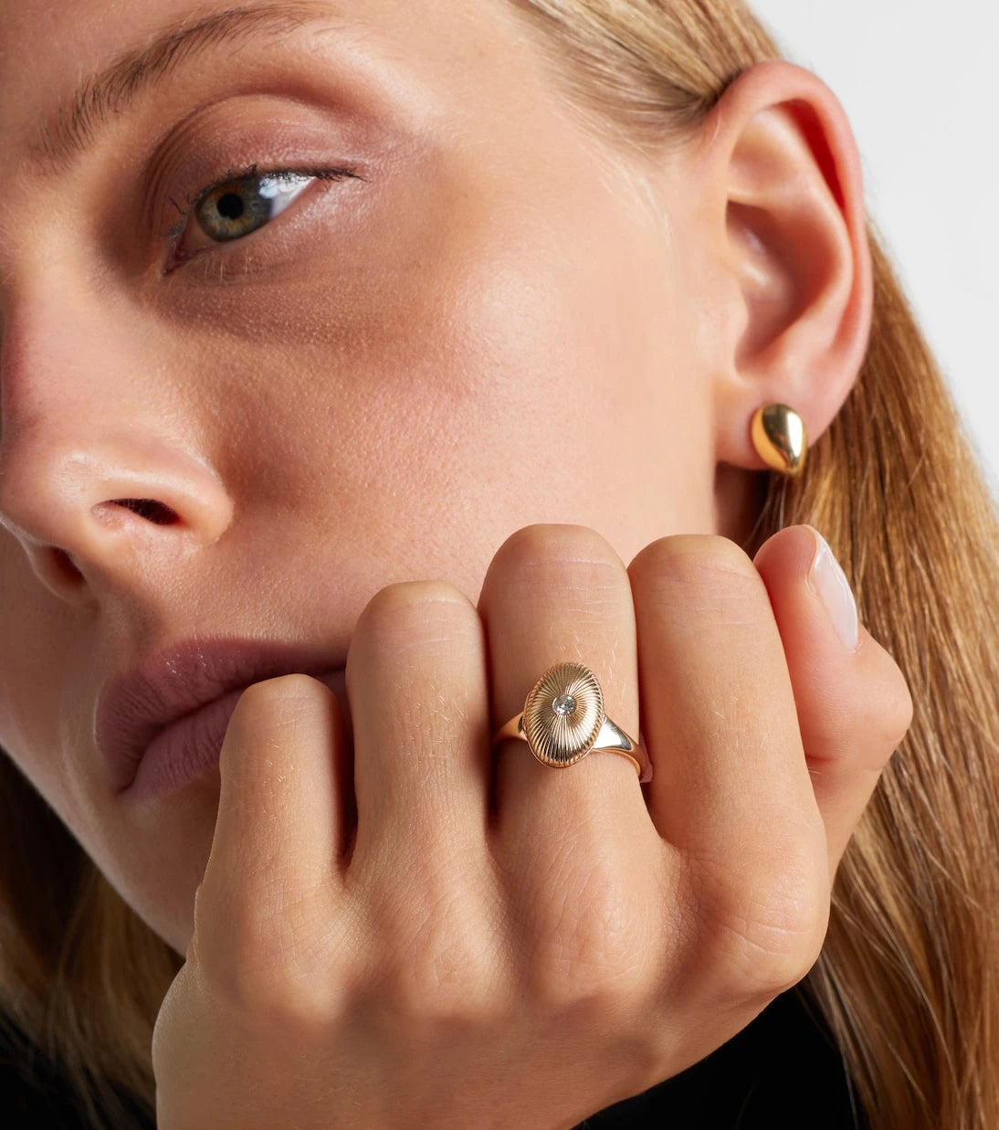 Persée - 9kt gold ring with diamond