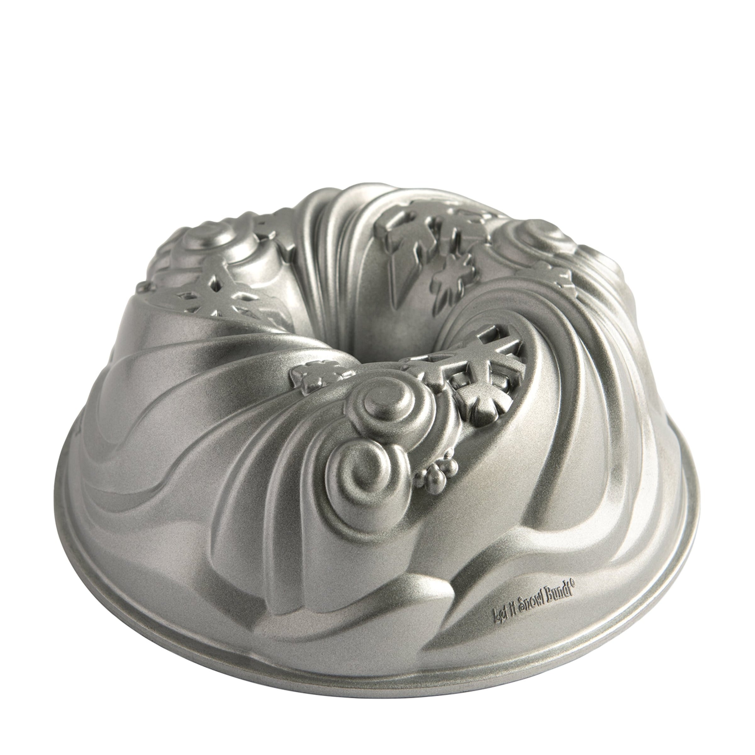 Nordic Ware Let It Snow Non-Stick Bundt Pan