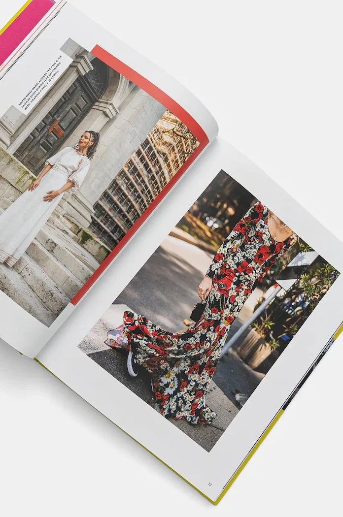 Its All About Dresses by Suzanne Middlemass, İngilizce