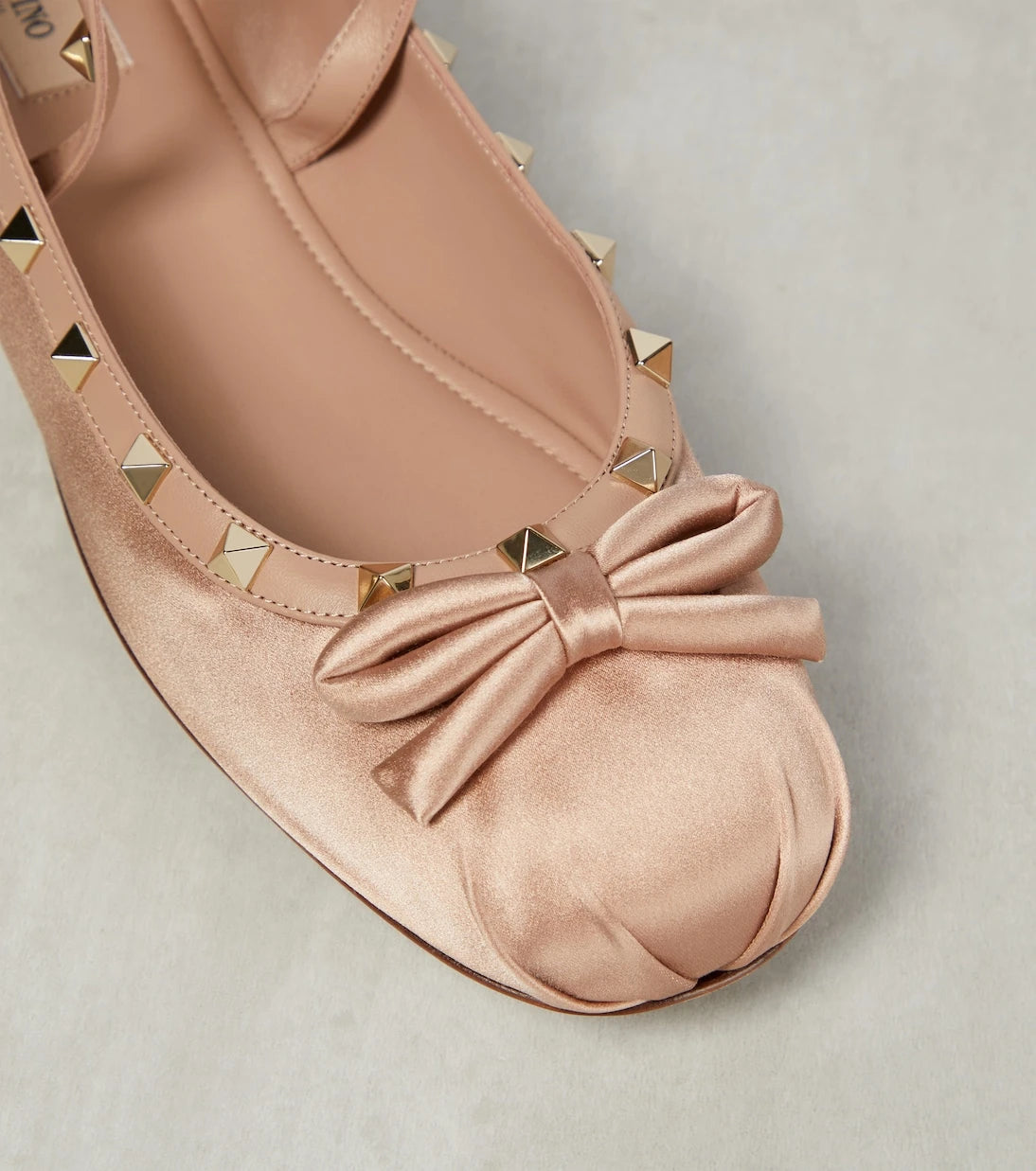 Valentino Garavani - Rockstud satin  ballet flats