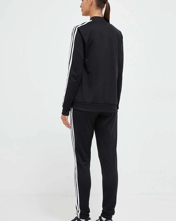 Спортен комплект adidas