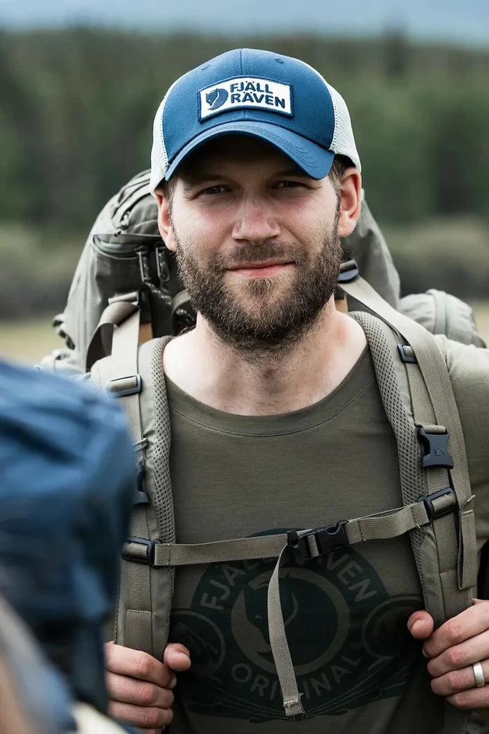 Шапка с козирка Fjallraven Langtradarkeps