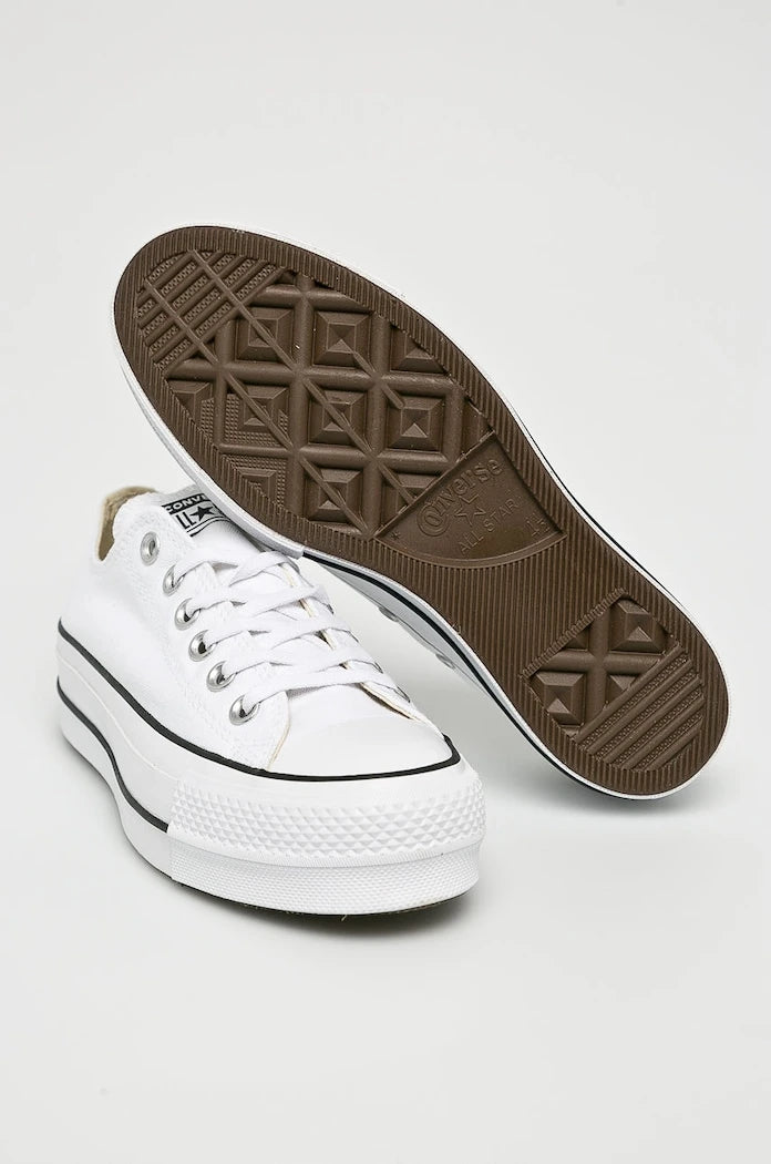 Converse - Alçak Chuck Taylor Spor Ayakkabılar