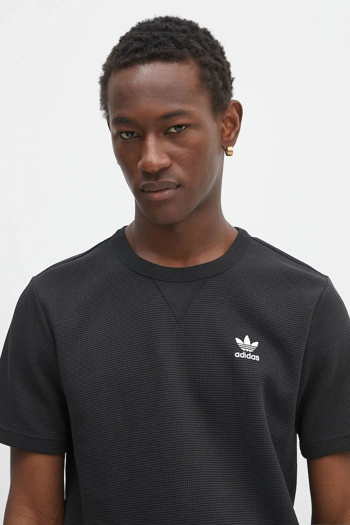 adidas Originals Essentials Tişört