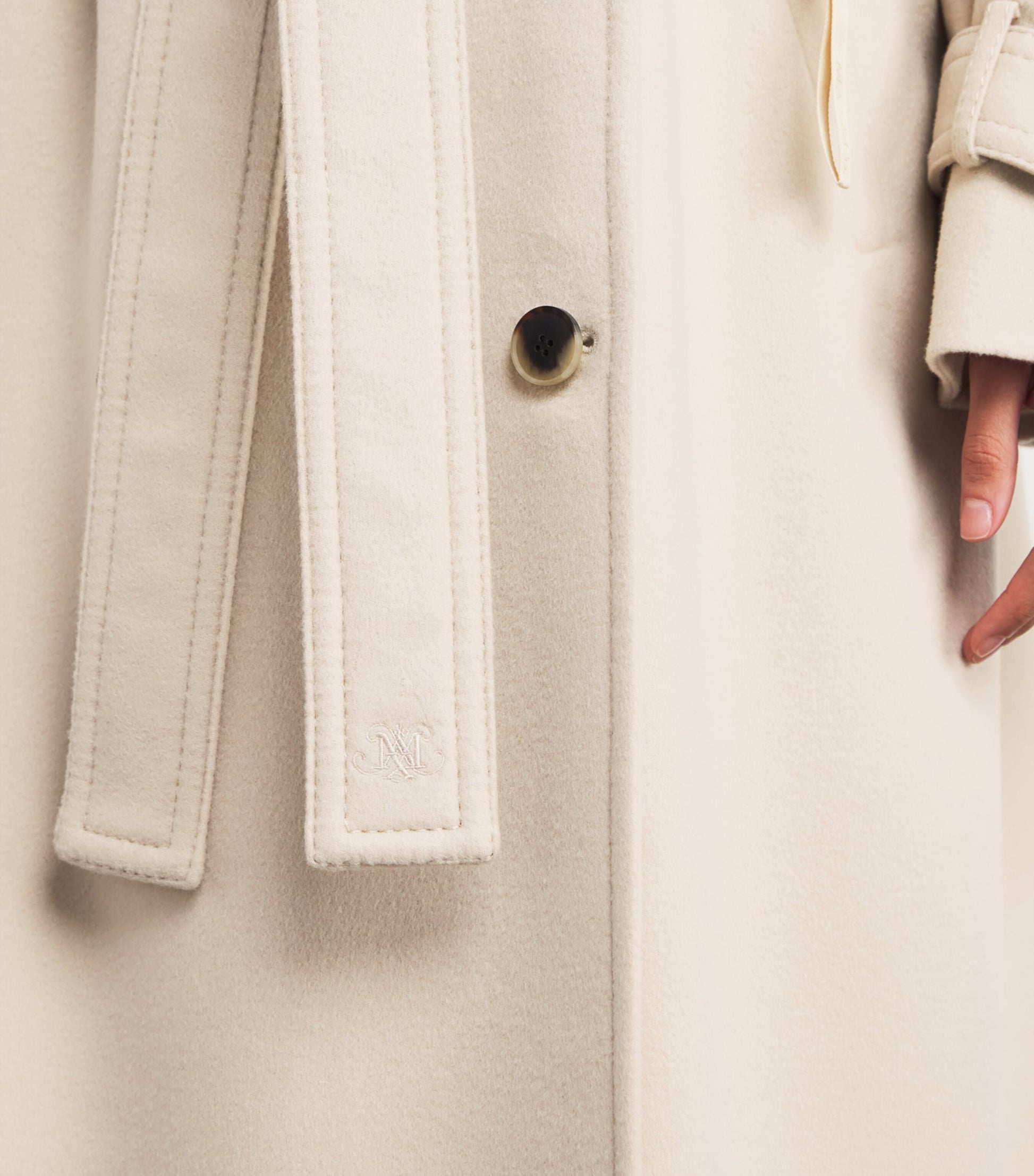 MAX&Co. White Virgin Wool Double-Breasted Coat