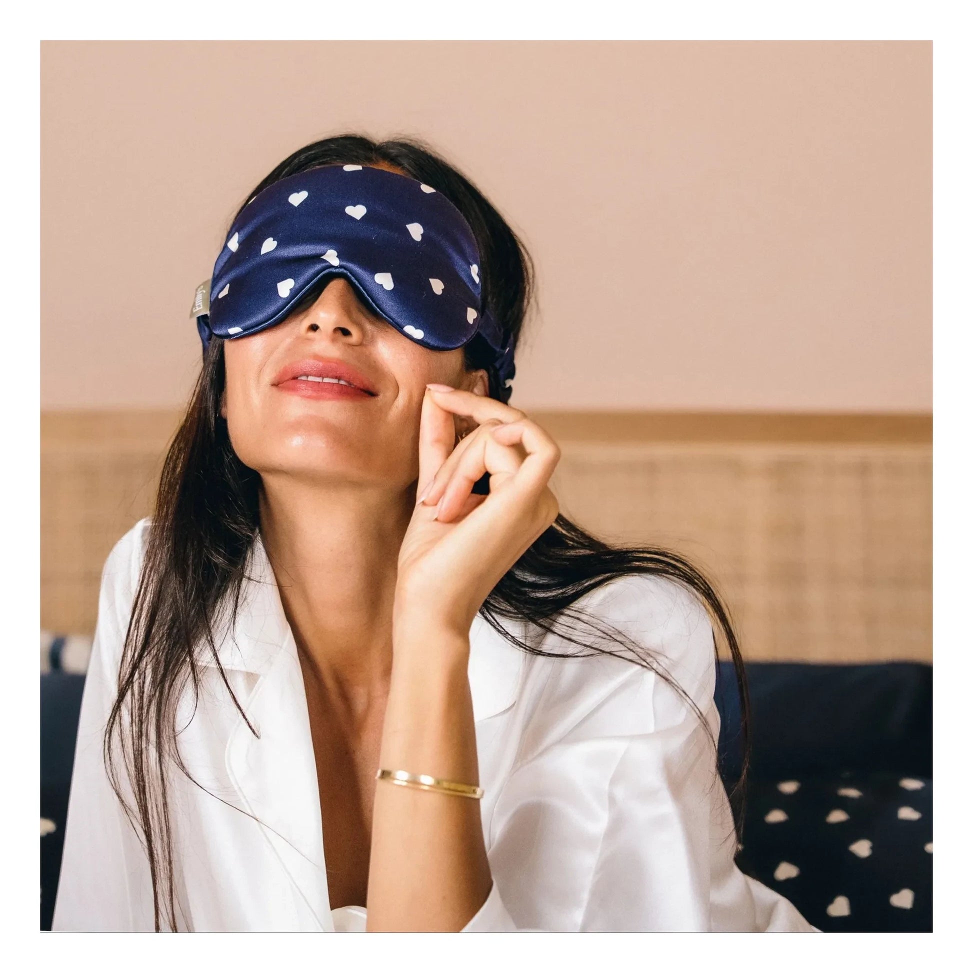Emily's Pillow - Heart-printed mulberry silk sleeping mask  | Midnight blue