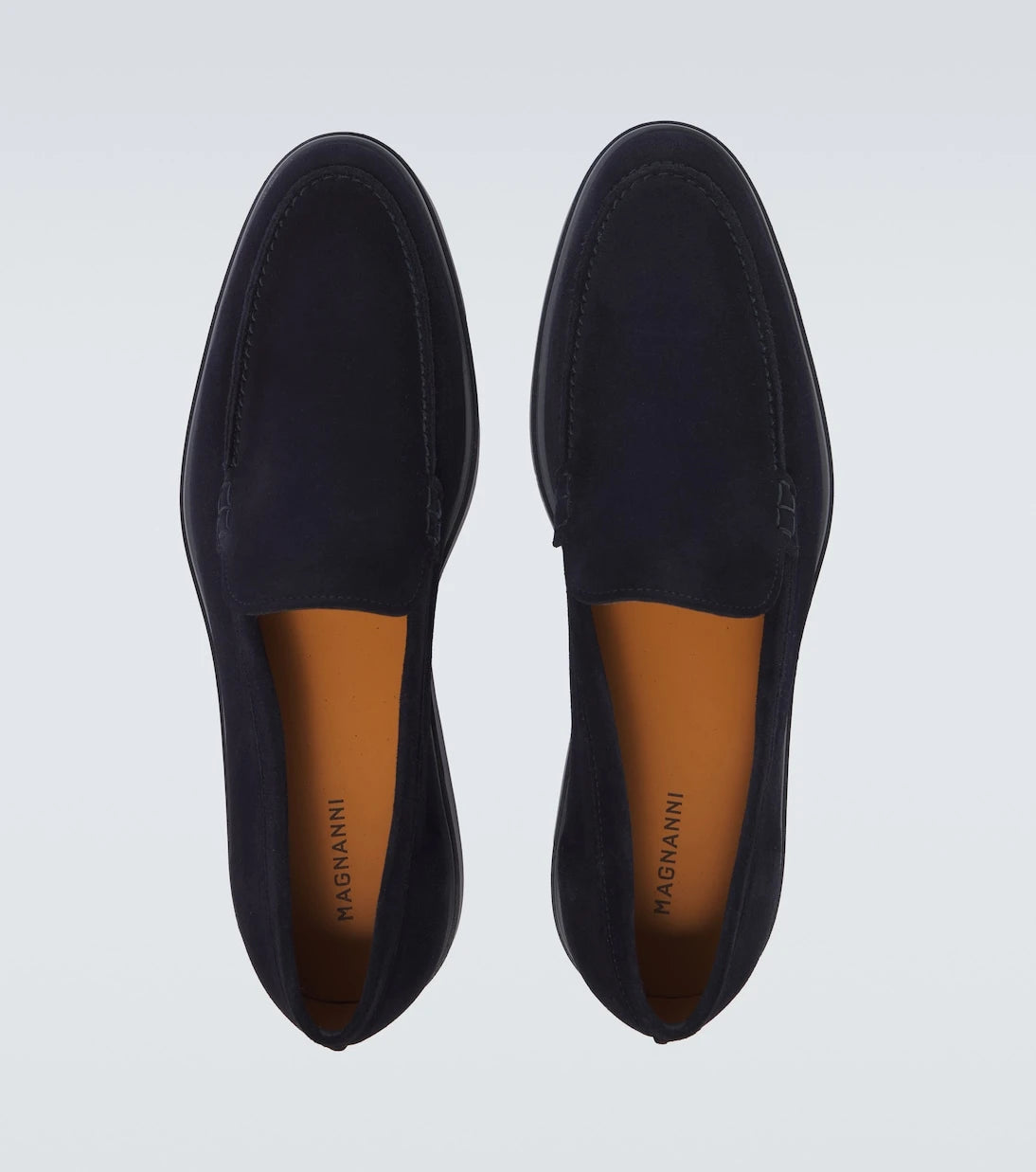 Magnanni - Coroa suede loafers