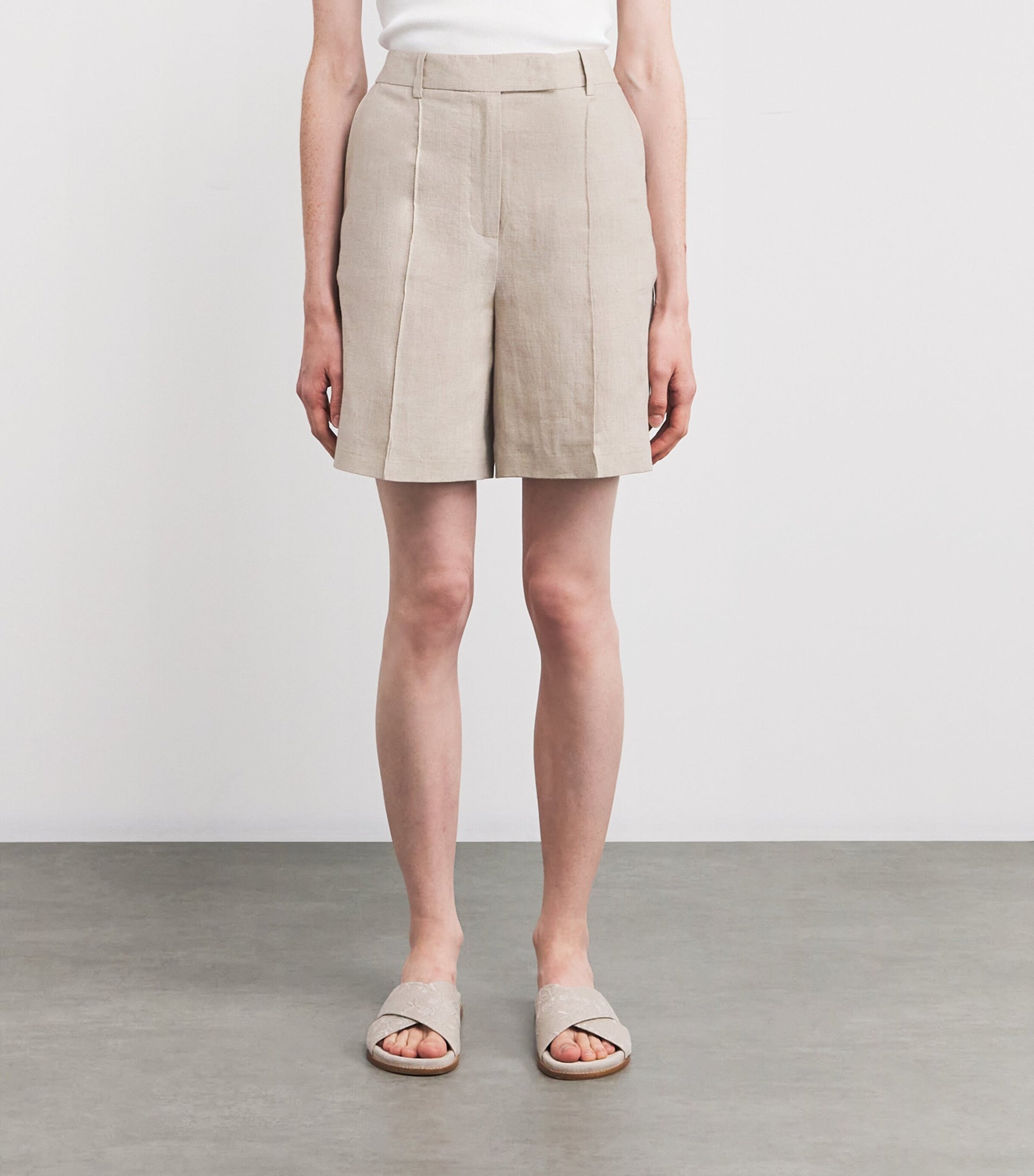 Eleventy x Harrods Linen Bermuda Shorts
