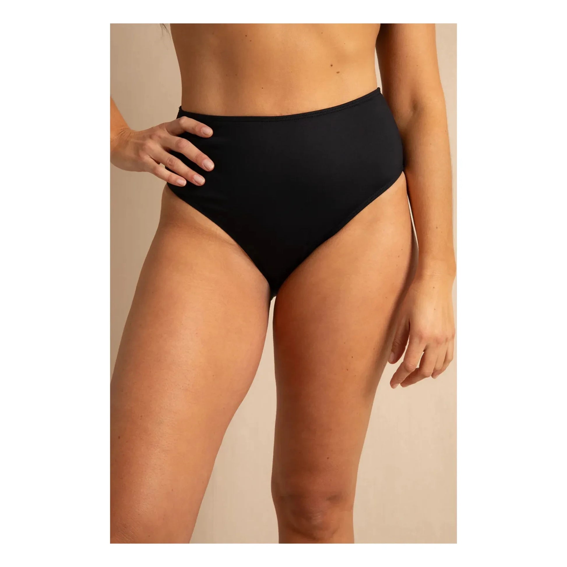 Anja Paris - Bas de Maillot La Magnétique | Black