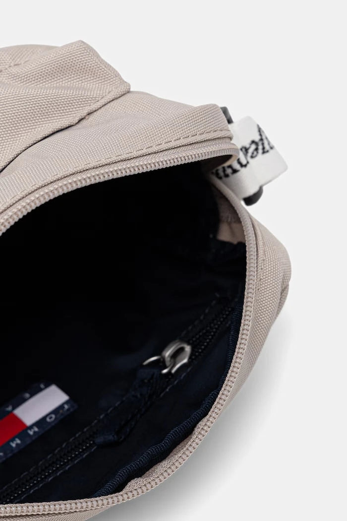 Tommy Jeans малка дамска чанта