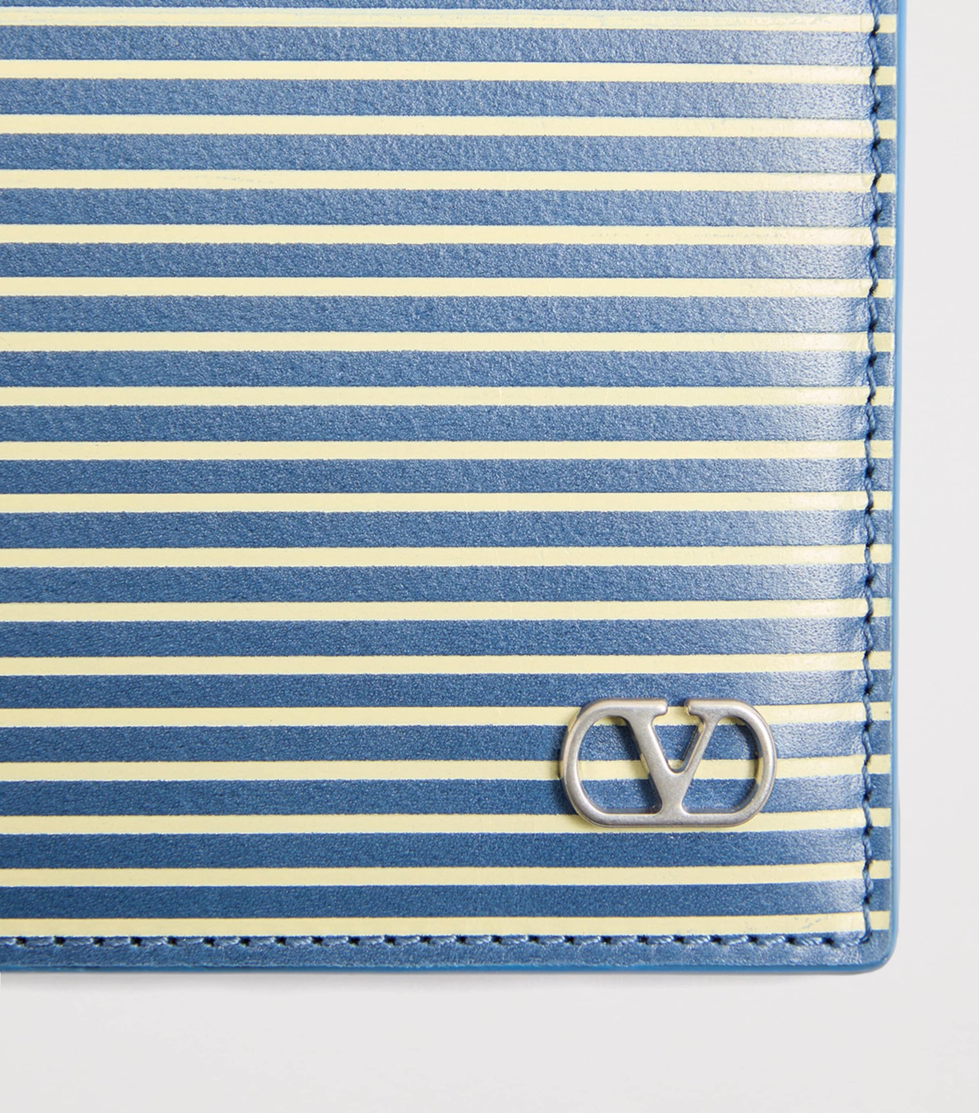 Valentino Garavani Leather VLogo Signature Bifold Wallet