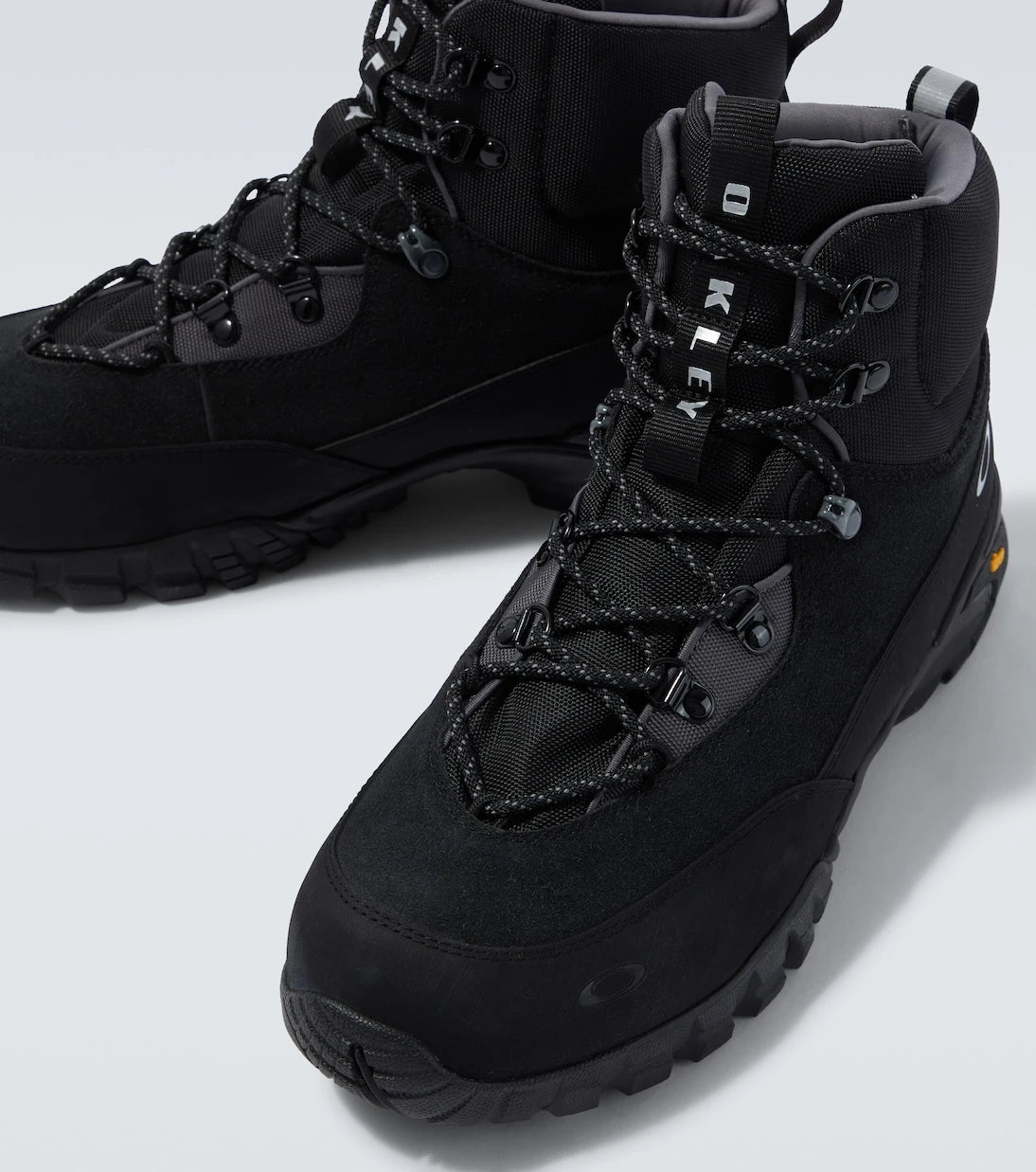 Oakley - Vertex suede hiking boots