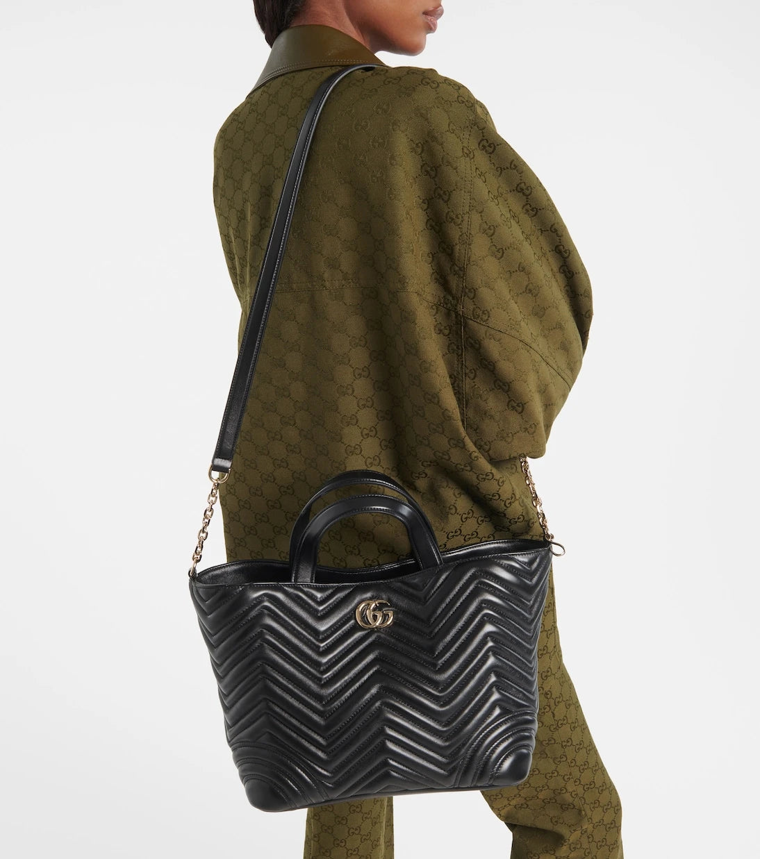 Gucci - حقيبة توتس جلدية صغيرة GG Marmont