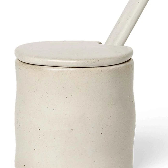 Кутия с капак ferm LIVING Flow Jar
