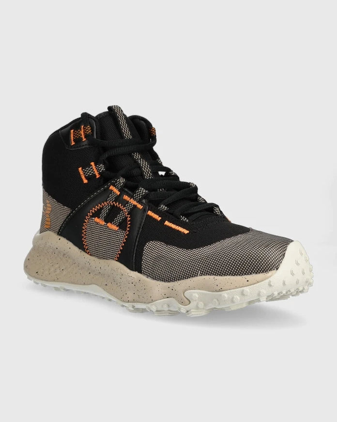 Under Armour Charged Maven Trek