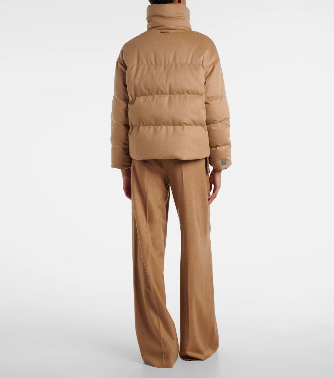 Max Mara - جاكيت دييغو مبطن من وبر الجمل يمكن ارتداؤه على الوجهين