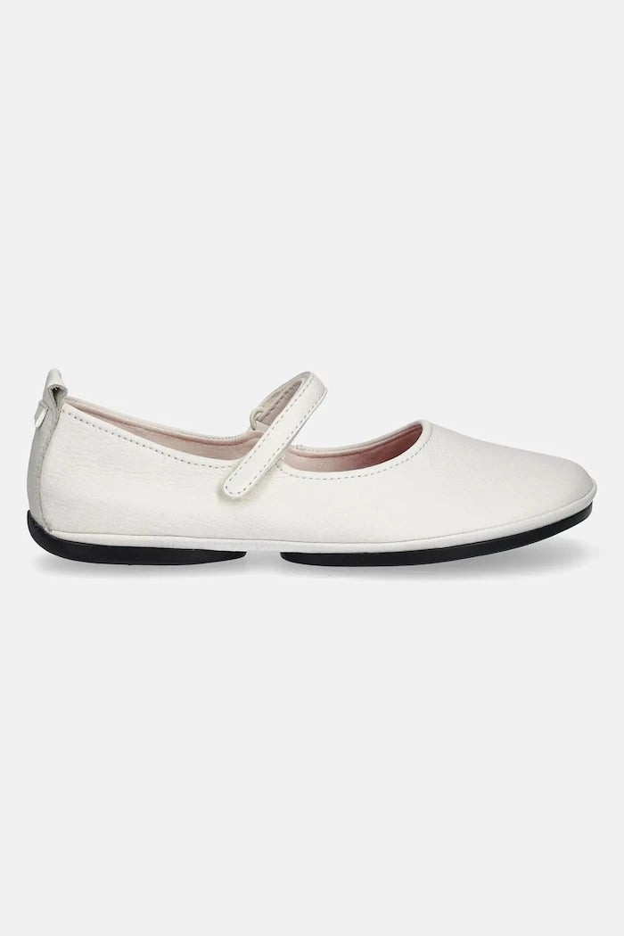Кожени балеринки Camper Right Nina