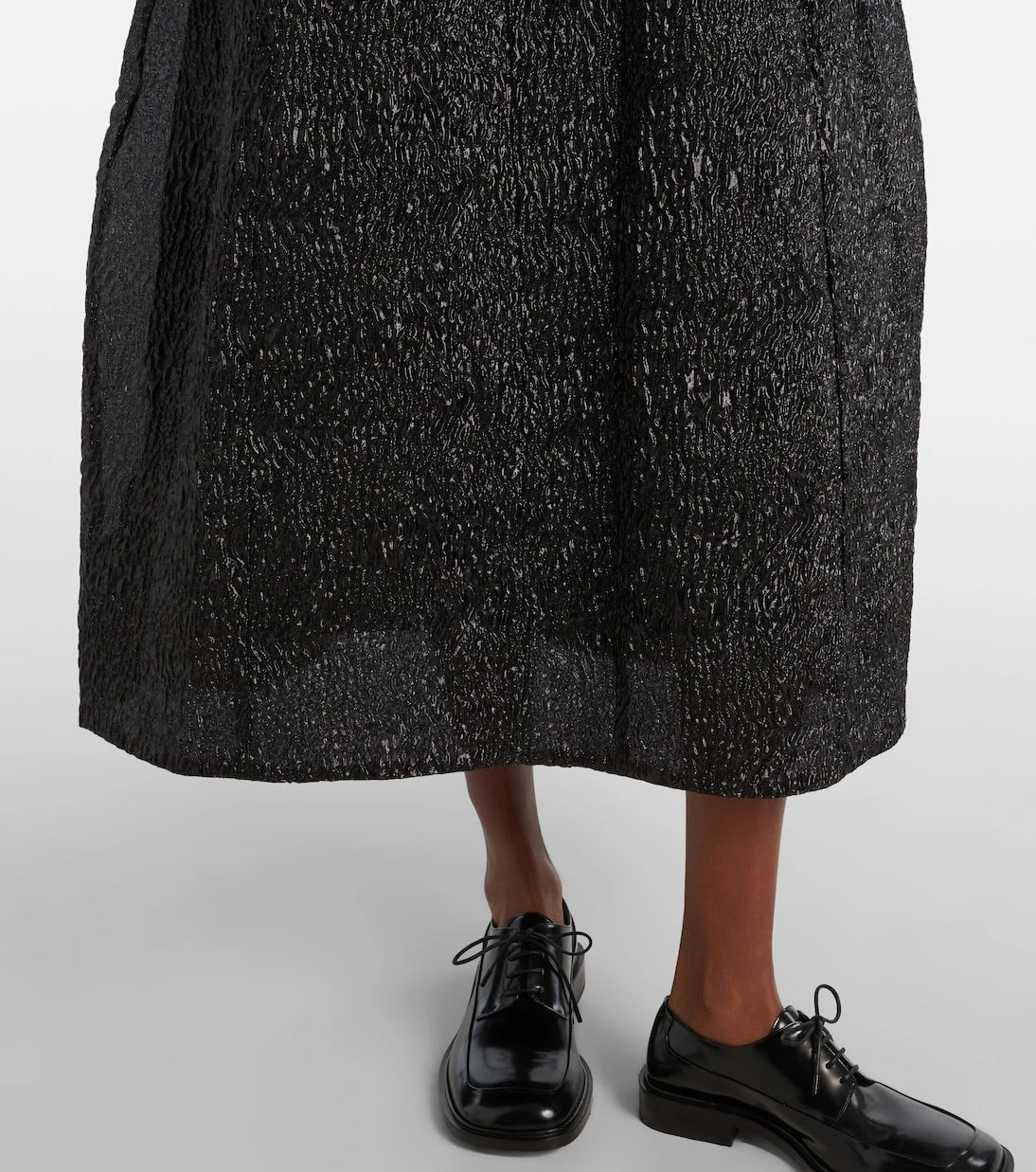 Simone Rocha - فستان كوكتيل لاميه مزين