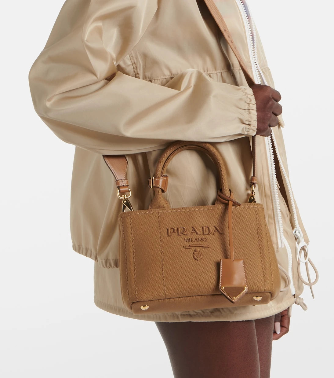Prada - حقيبة يد قماشية صغيرة برادا جاردينيير