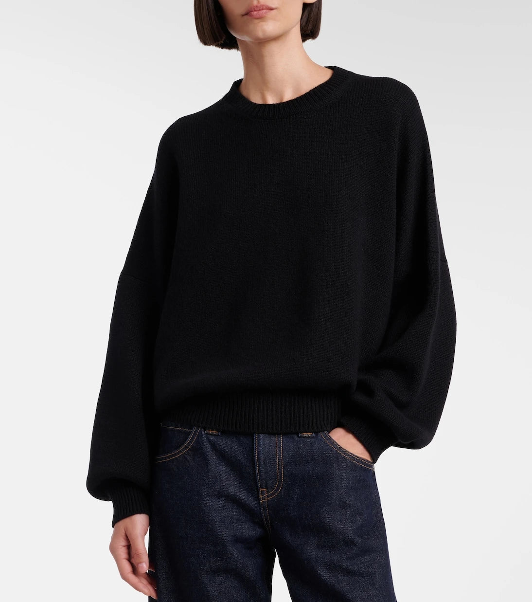 Khaite - Margaux oversized cashmere sweater