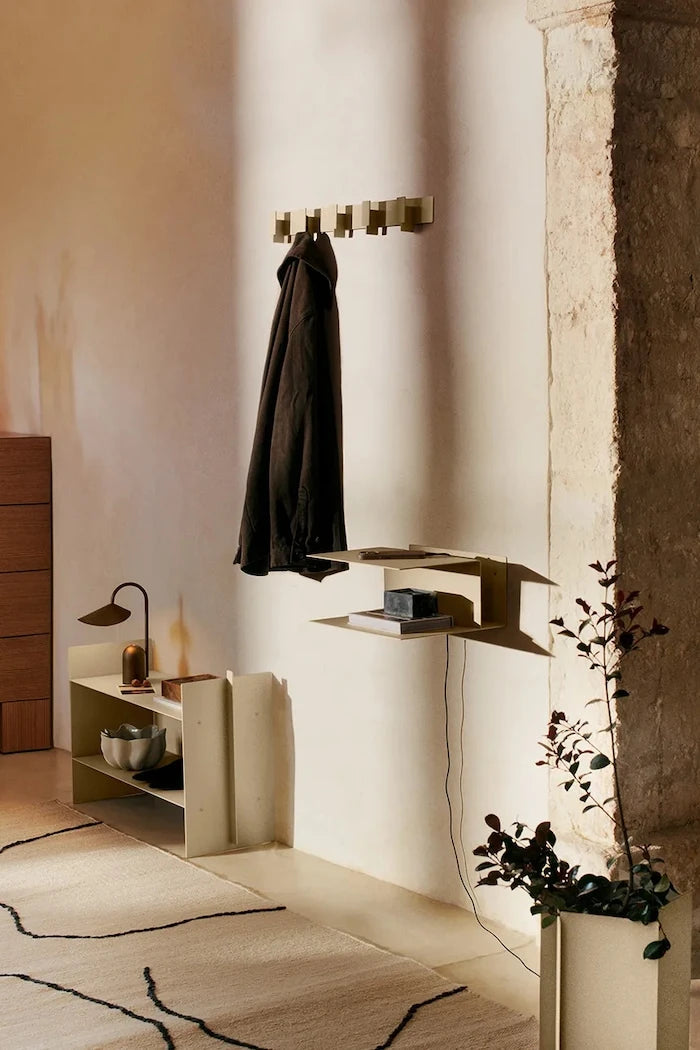 ferm LIVING Low Raf