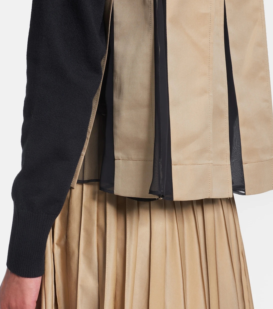 Sacai - سترة كارديجان من قماش الجبردين القطني المخلوط