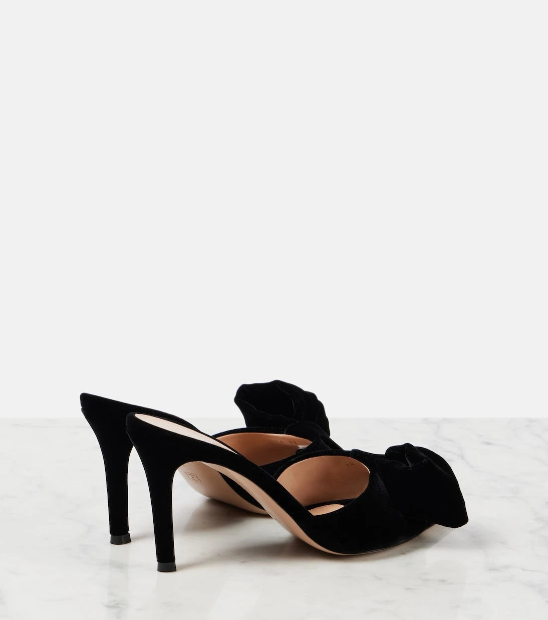 Gianvito Rossi - 85 bow-detail velvet mules